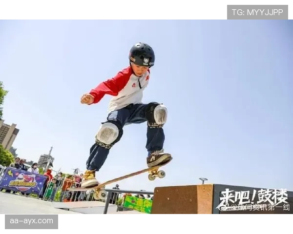 西汉姆青训新星闪耀赛场，未来可期引广泛关注