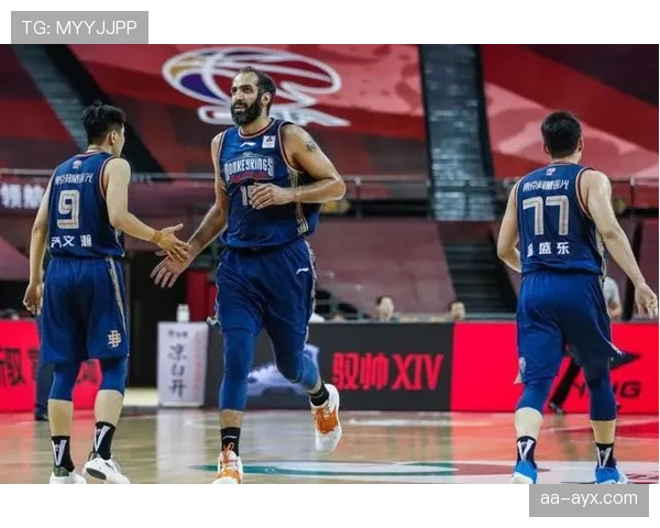 琼阿梅尼关键战表现稳定性与战术作用争议 琼阿梅尼关键战表现稳定性与战术作用争议