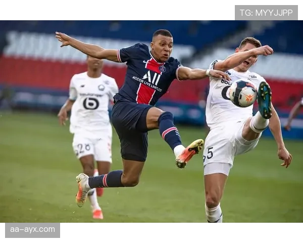 巴黎圣日耳曼边路依赖加剧，中路进攻乏力是否已成战术隐患？