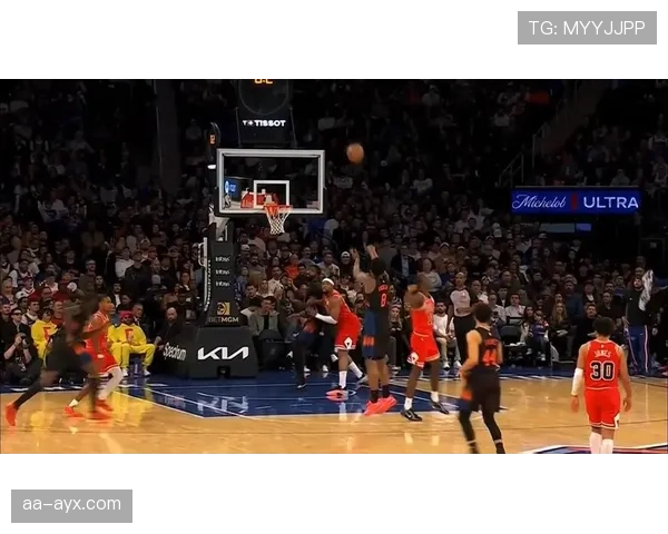 阿奴诺比三分高效砍分 拉开对位球员防守空间